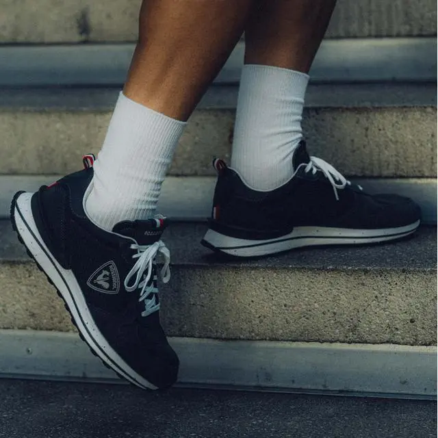 Womens Heritage Retro Sneakers
